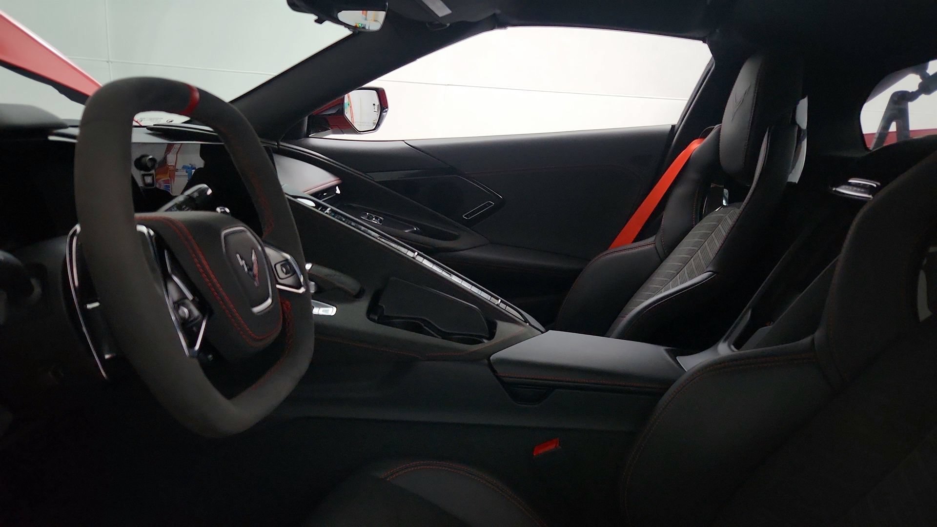 Certified 2025 Chevrolet Corvette Stingray Premium Cpe w/ Stealth Interior Trim Package RWD image 17