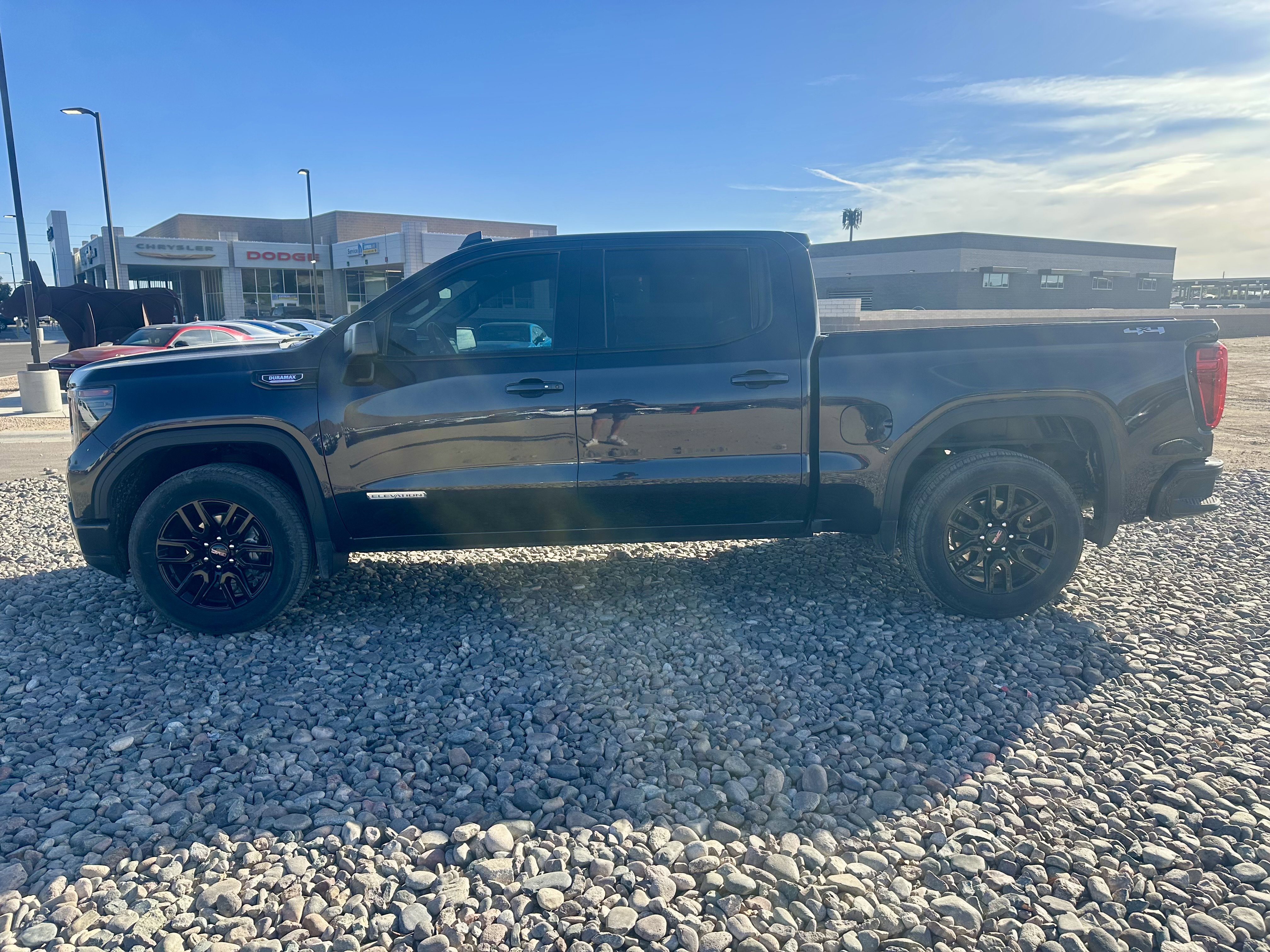 Used 2025 GMC Sierra 1500 Elevation w/ Max Trailering Package AWD/4WD image 2
