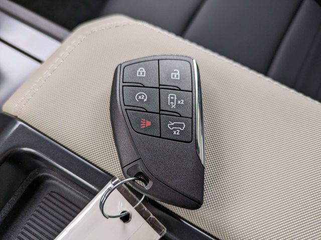 New 2026 GMC Hummer EV SUV AWD/4WD image 36