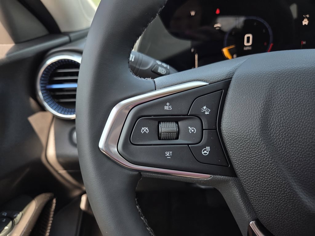 New 2026 Chevrolet Trax LT w/ Driver Confidence Package FWD image 24