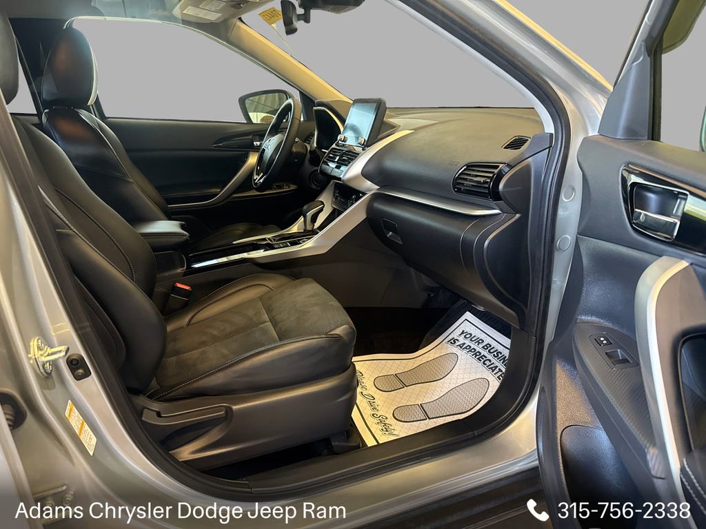 Used 2025 Mitsubishi Eclipse Cross SEL AWD/4WD image 13
