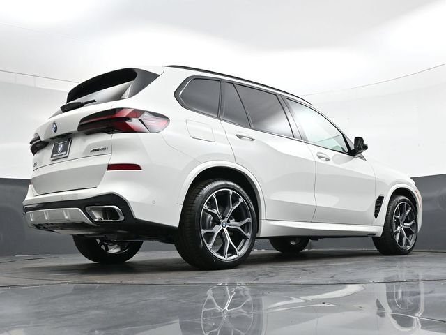 Used 2026 BMW X5 xDrive40i w/ M Sport Package AWD/4WD image 30