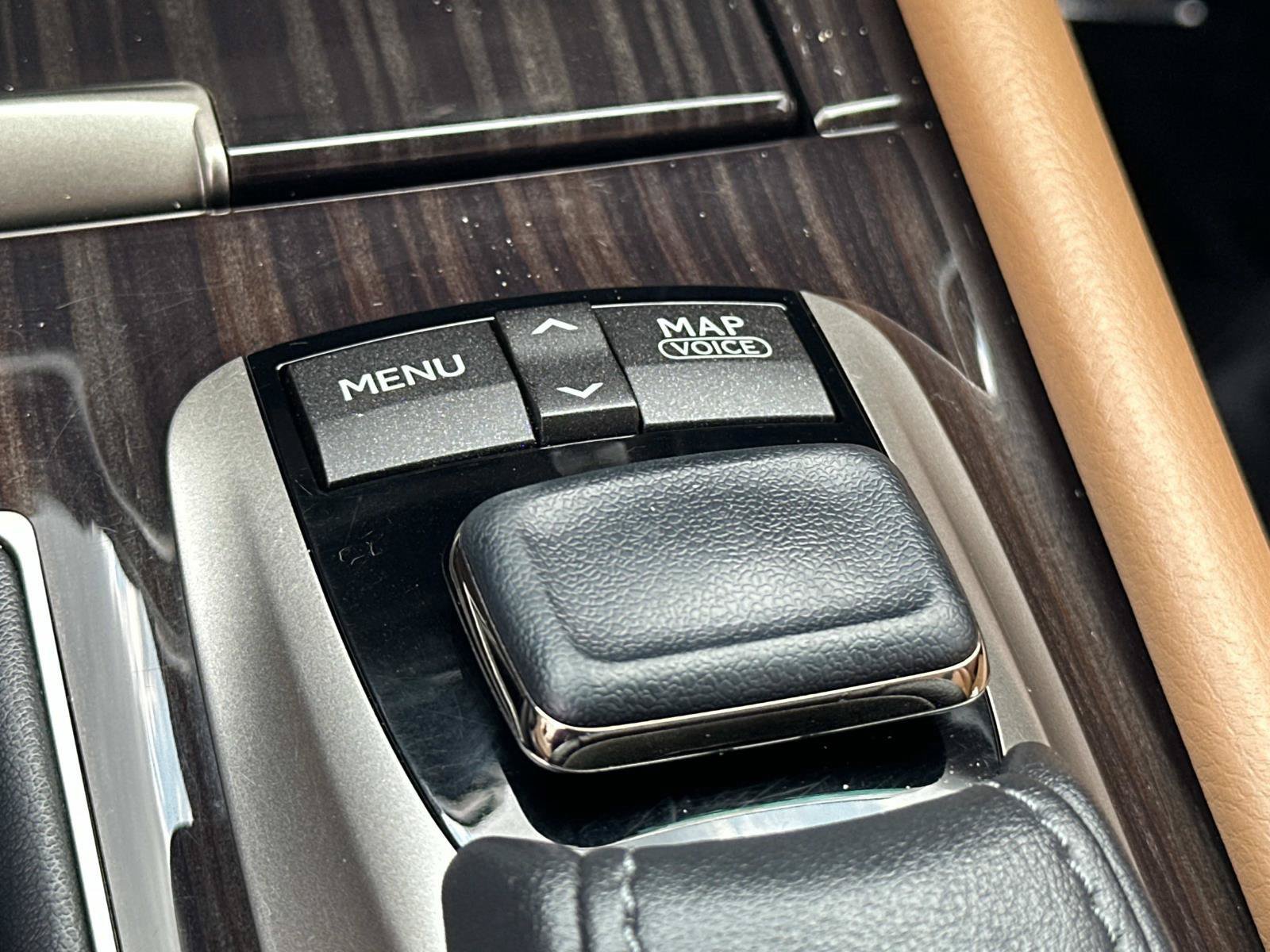 Used 2015 Lexus LS 460 AWD w/ Comfort Package image 17