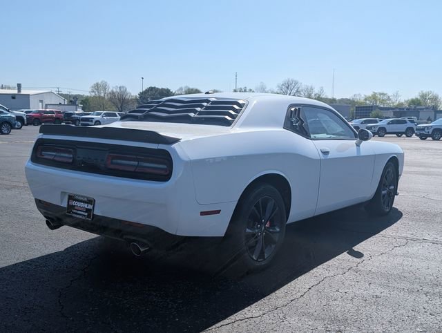 Used 2020 Dodge Challenger GT w/ Blacktop Package AWD/4WD image 8