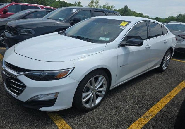 Used 2022 Chevrolet Malibu LT FWD image 1