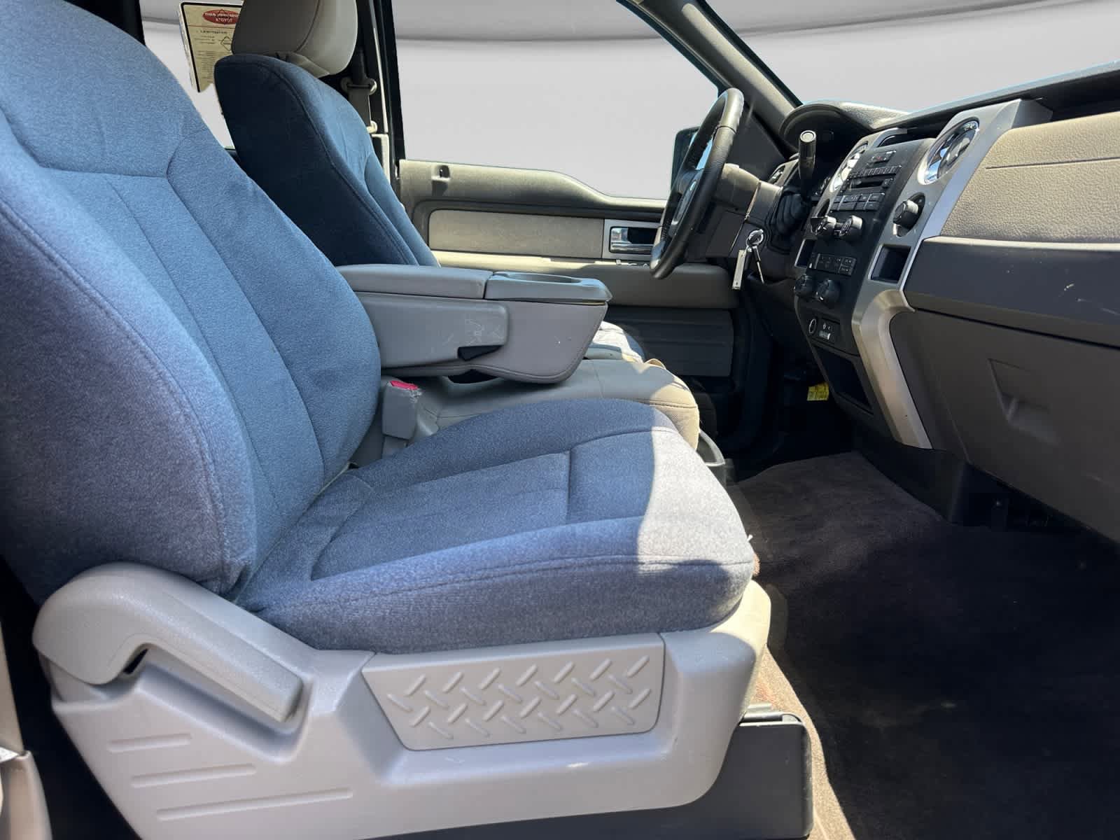 Used 2010 Ford F150 XLT RWD image 15