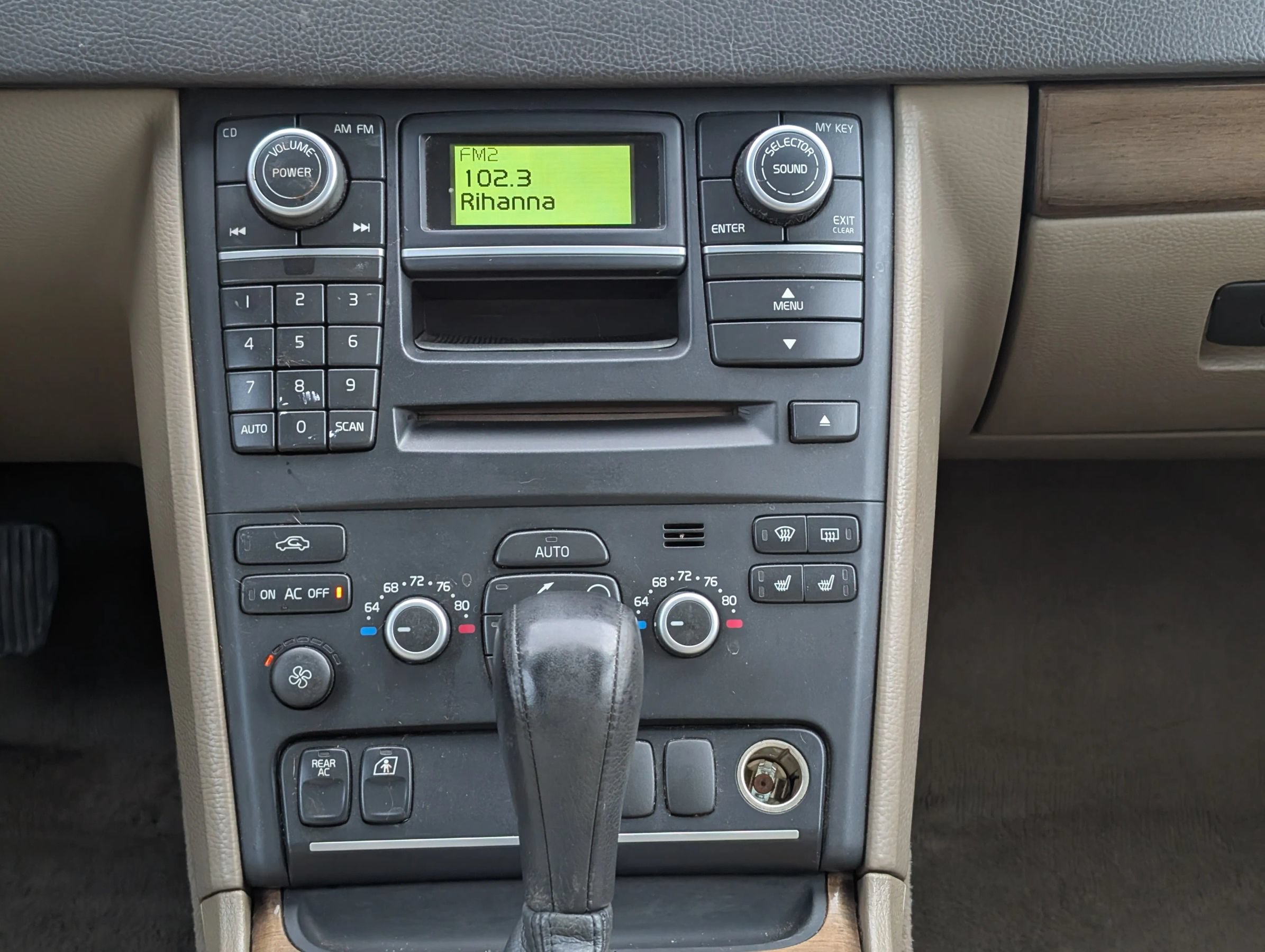 Used 2009 Volvo XC90 3.2 FWD image 24