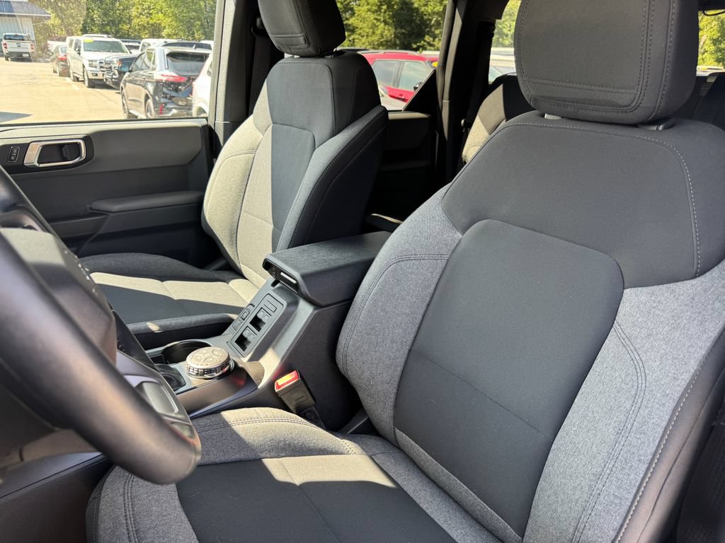 Used 2023 Ford Bronco Big Bend w/ Sasquatch Package AWD/4WD image 19