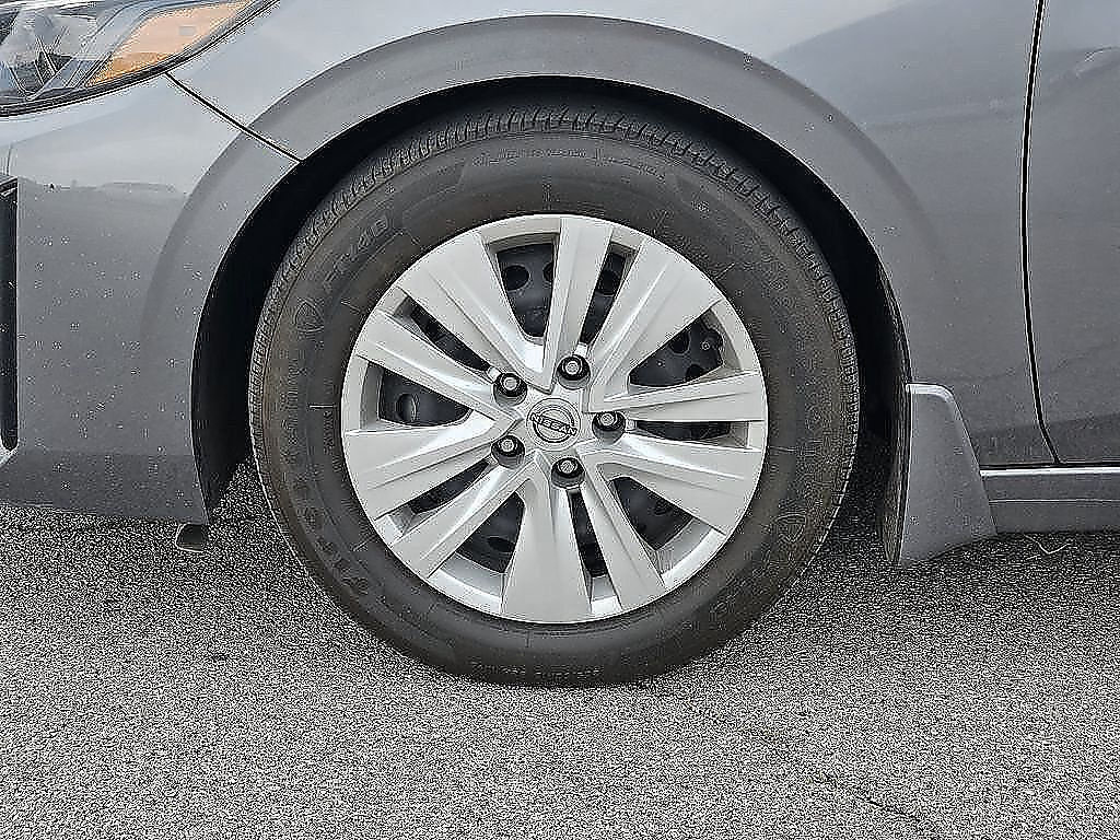 Used 2024 Nissan Sentra S FWD image 8
