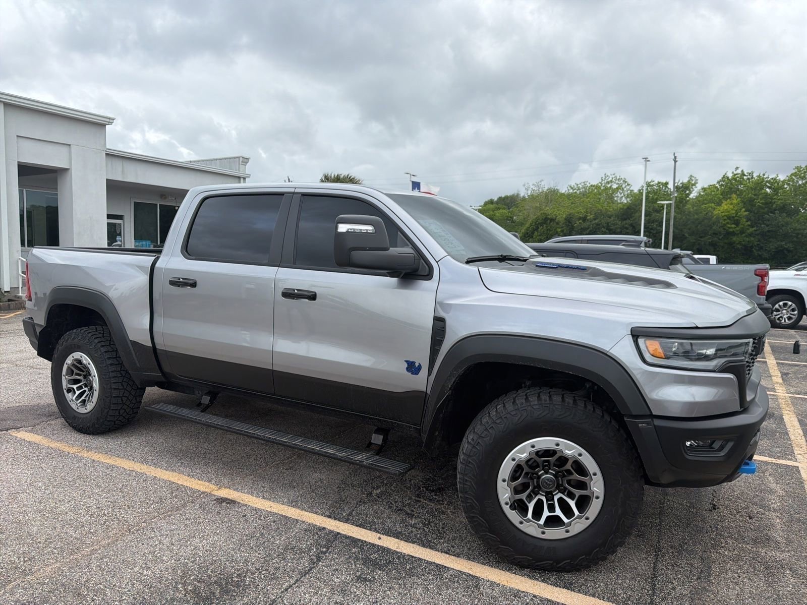 Used 2025 RAM 1500 RHO w/ RHO Level 1 Equipment Group AWD/4WD video 1
