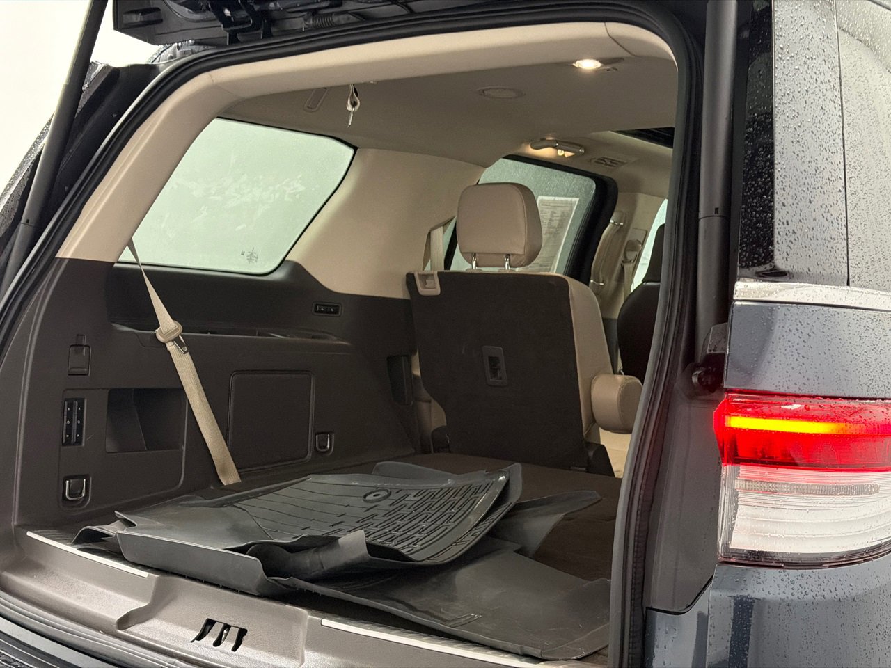 Used 2022 Lincoln Navigator Reserve image 9