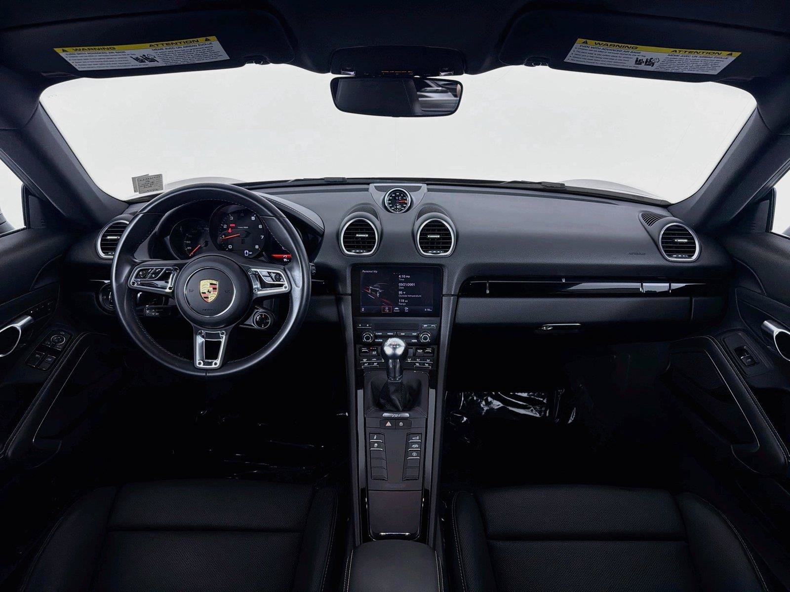 Used 2024 Porsche 718 Cayman RWD image 15