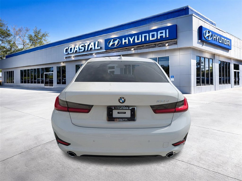 Used 2021 BMW 330i Sedan w/ Convenience Package image 5