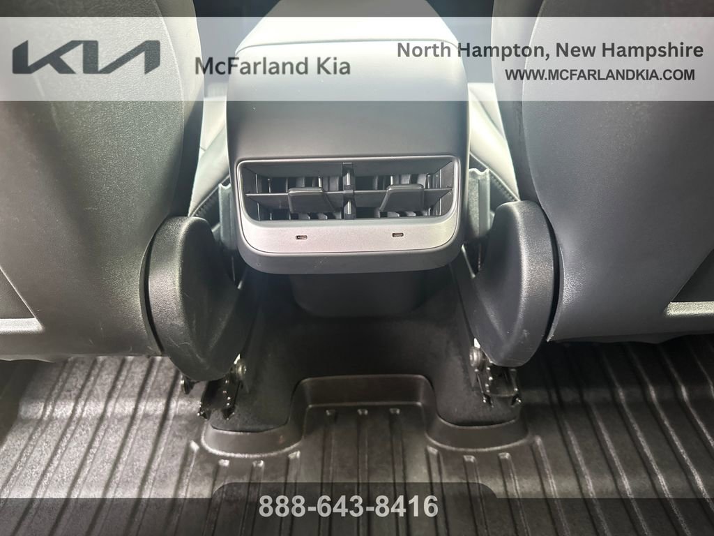 Used 2023 Tesla Model Y Long Range image 18