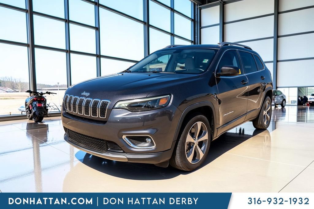 Used 2019 Jeep Cherokee Limited w/ Luxury Group FWD image 25