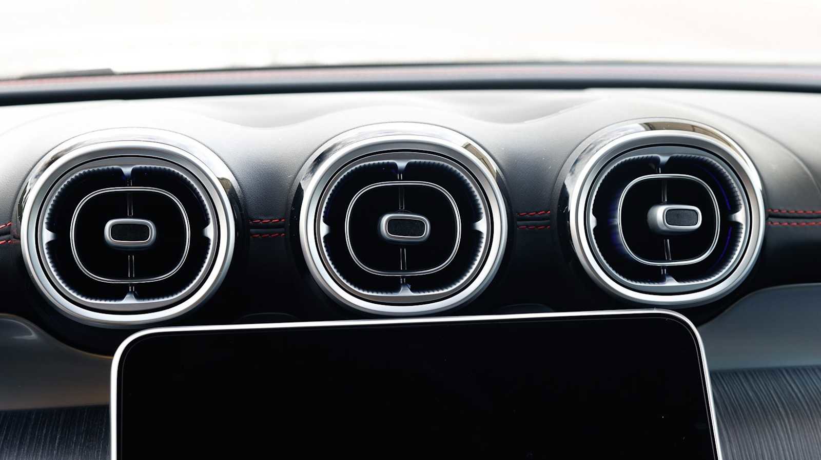 New 2026 Mercedes-Benz GLC 43 AMG 4MATIC Coupe image 14