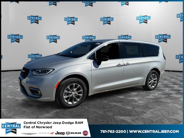 New 2026 Chrysler Pacifica Select image 1