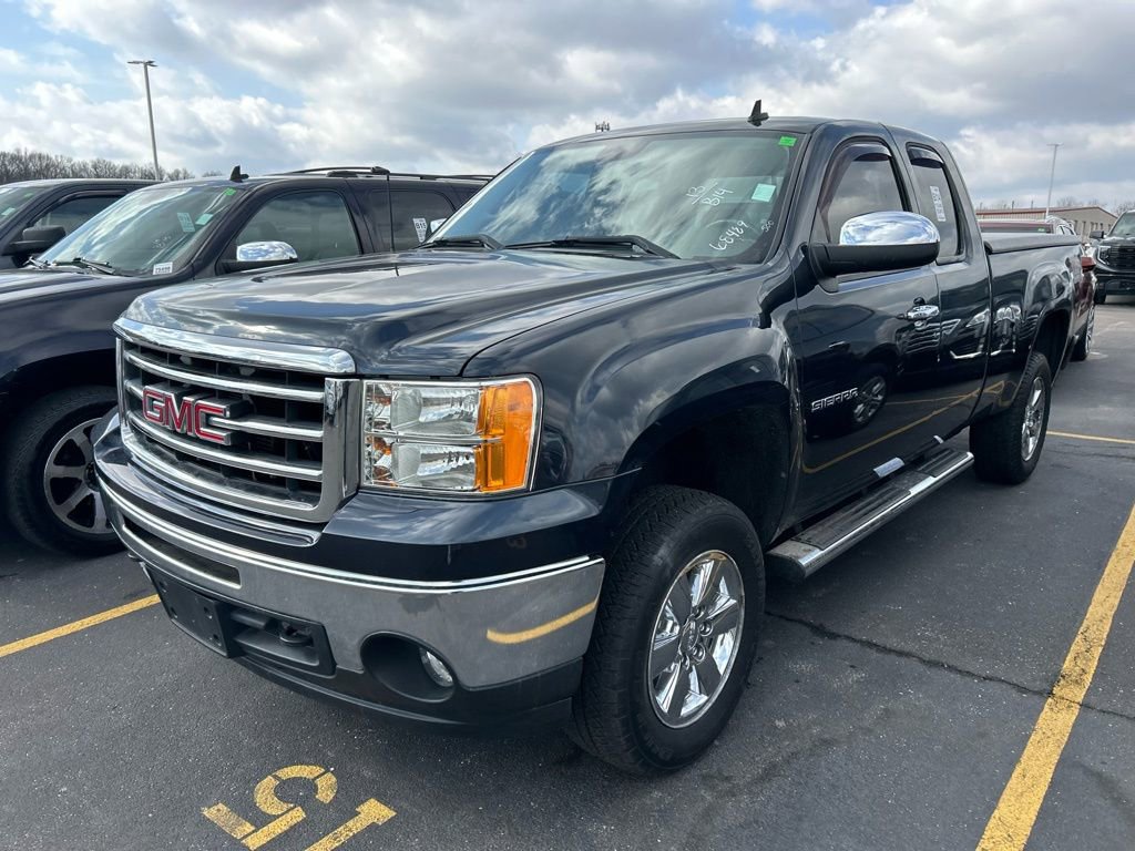 Used 2013 GMC Sierra 1500 SLE w/ Power Tech Package image 2
