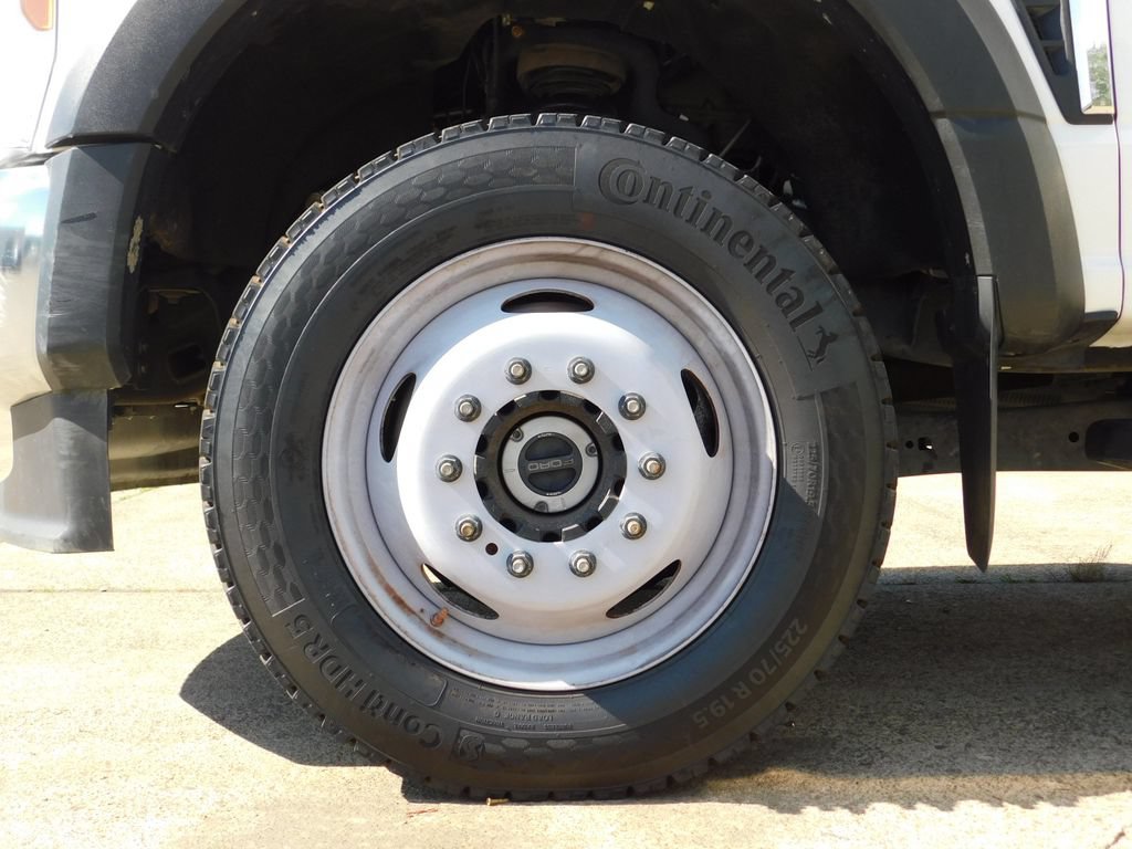 Used 2023 Ford F550 4x4 Regular Cab Super Duty image 26