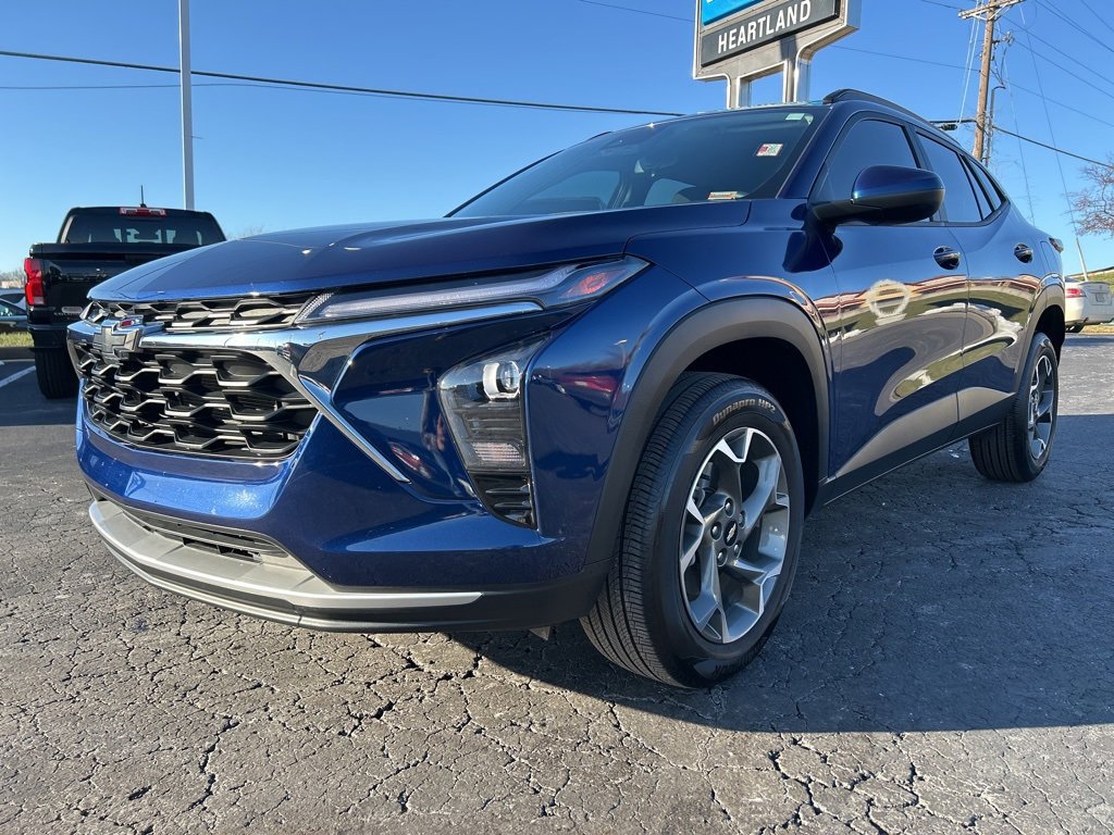 Used 2024 Chevrolet Trax LT w/ Driver Confidence Package