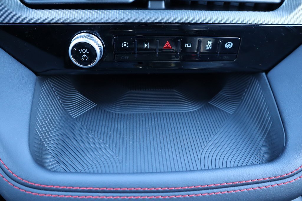 New 2026 Ford Explorer ST-Line w/ ST-Line Street Pack image 9