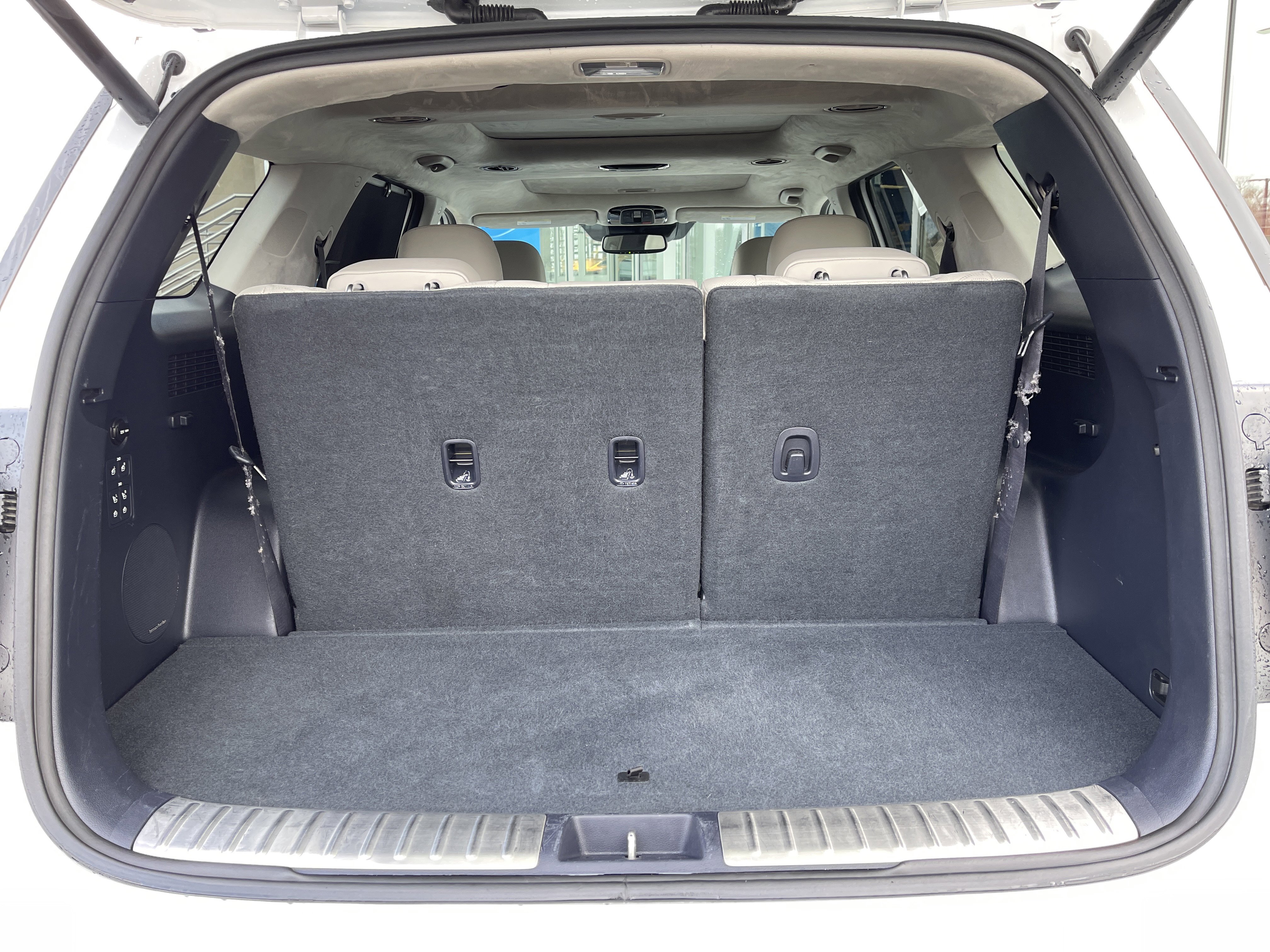 Used 2022 Hyundai Palisade Calligraphy w/ Winter Package image 47