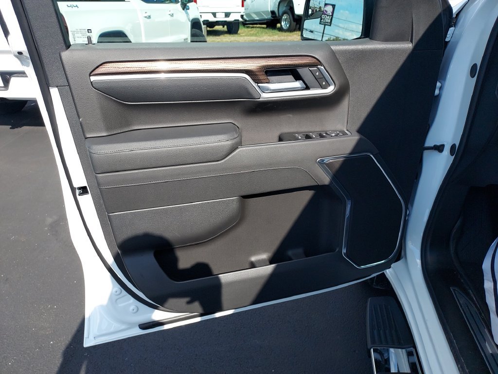 New 2026 Chevrolet Silverado 1500 LT w/ All Star Edition Plus AWD/4WD image 12