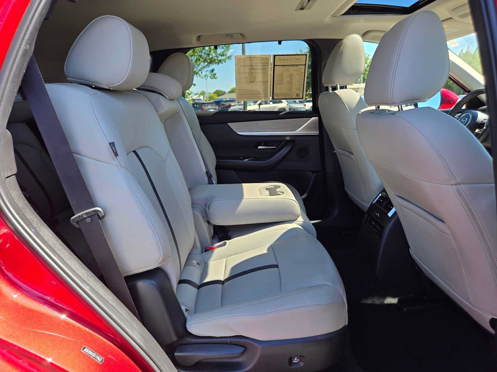 Used 2024 MAZDA CX-90 Plug-In Hybrid w/ Preferred AWD/4WD image 12