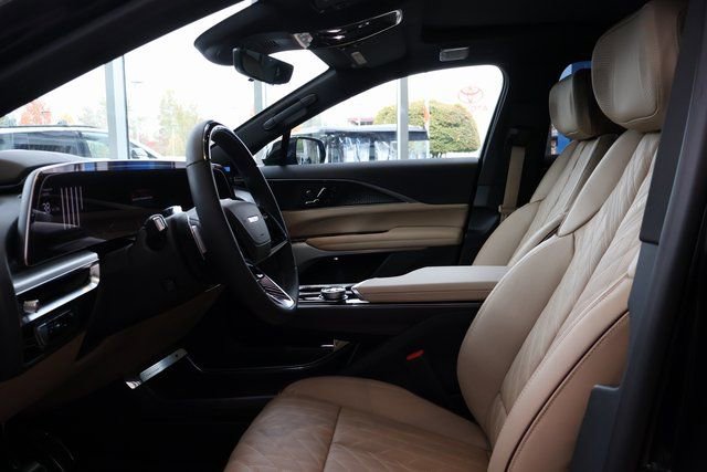 New 2026 Cadillac Lyriq V image 10