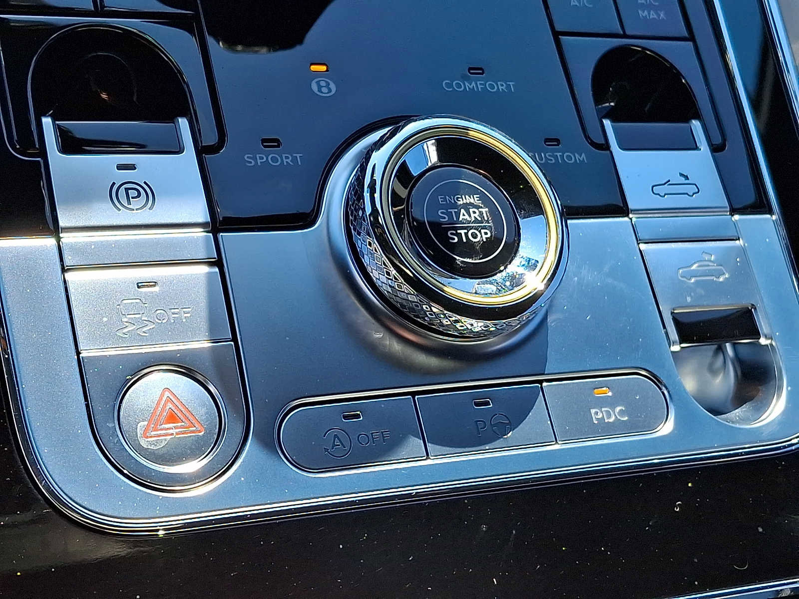 Used 2023 Bentley Continental GT Mulliner AWD/4WD image 24