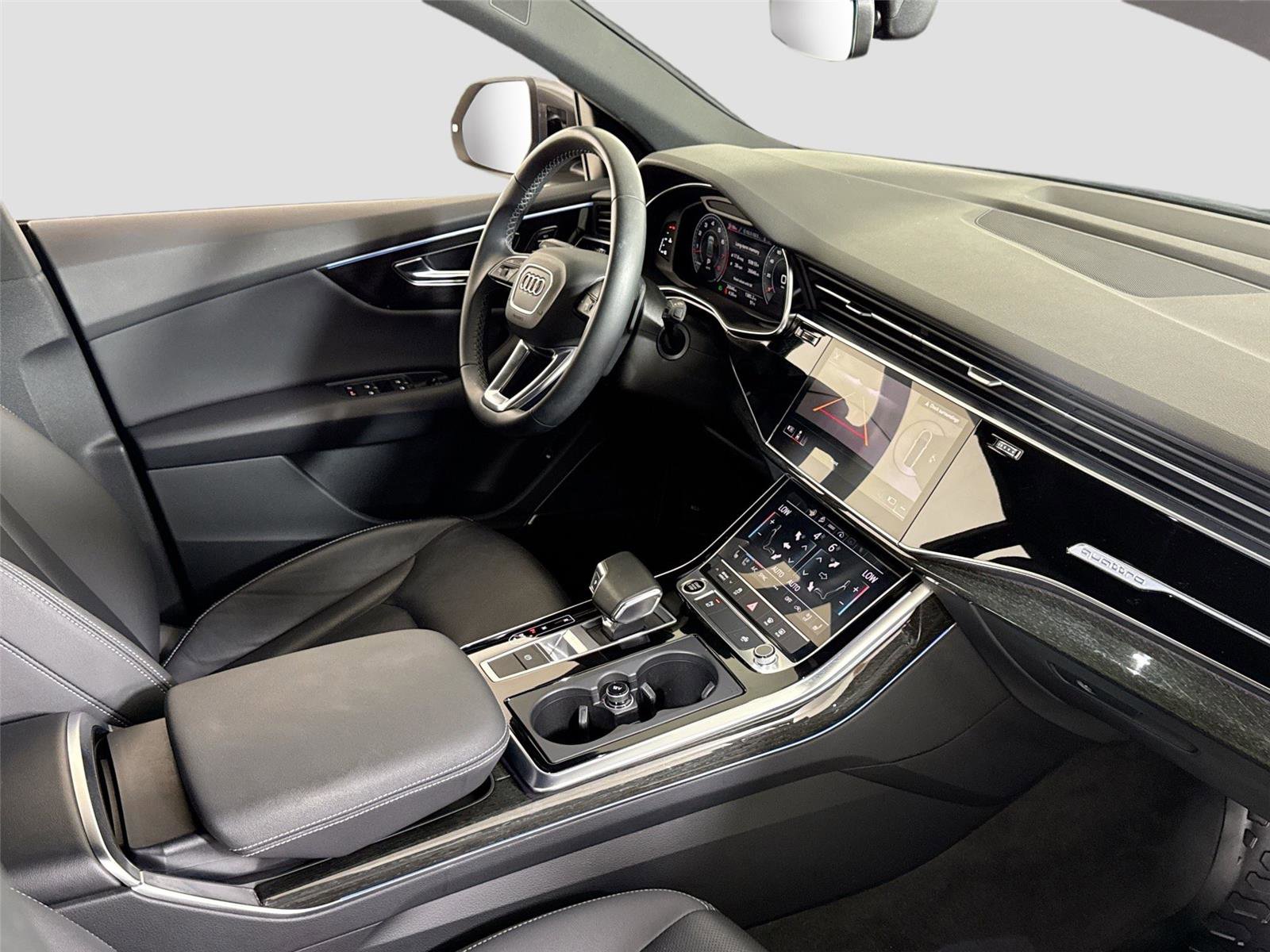 Used 2021 Audi Q8 Premium Plus image 31