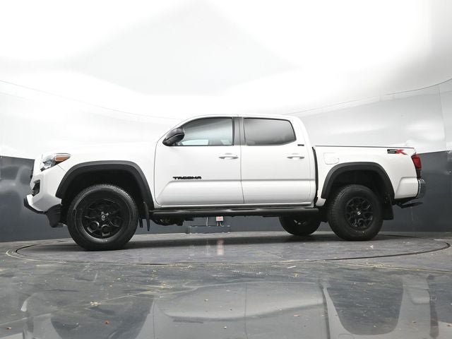 Used 2023 Toyota Tacoma SR5 AWD/4WD image 28