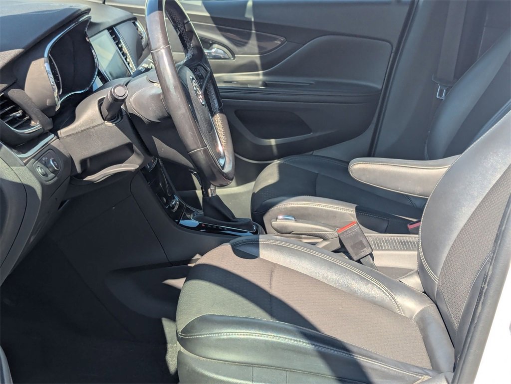 Used 2019 Buick Encore Preferred image 10