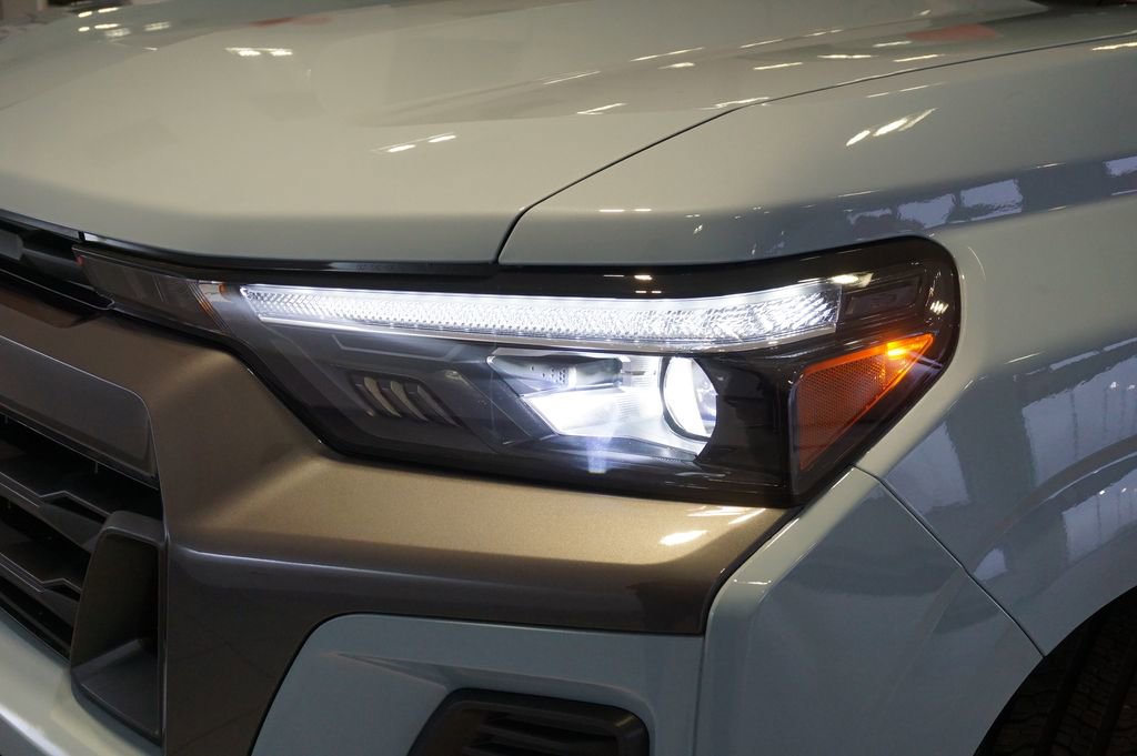 Certified 2025 Chevrolet Colorado LT w/ LT Convenience Package image 29