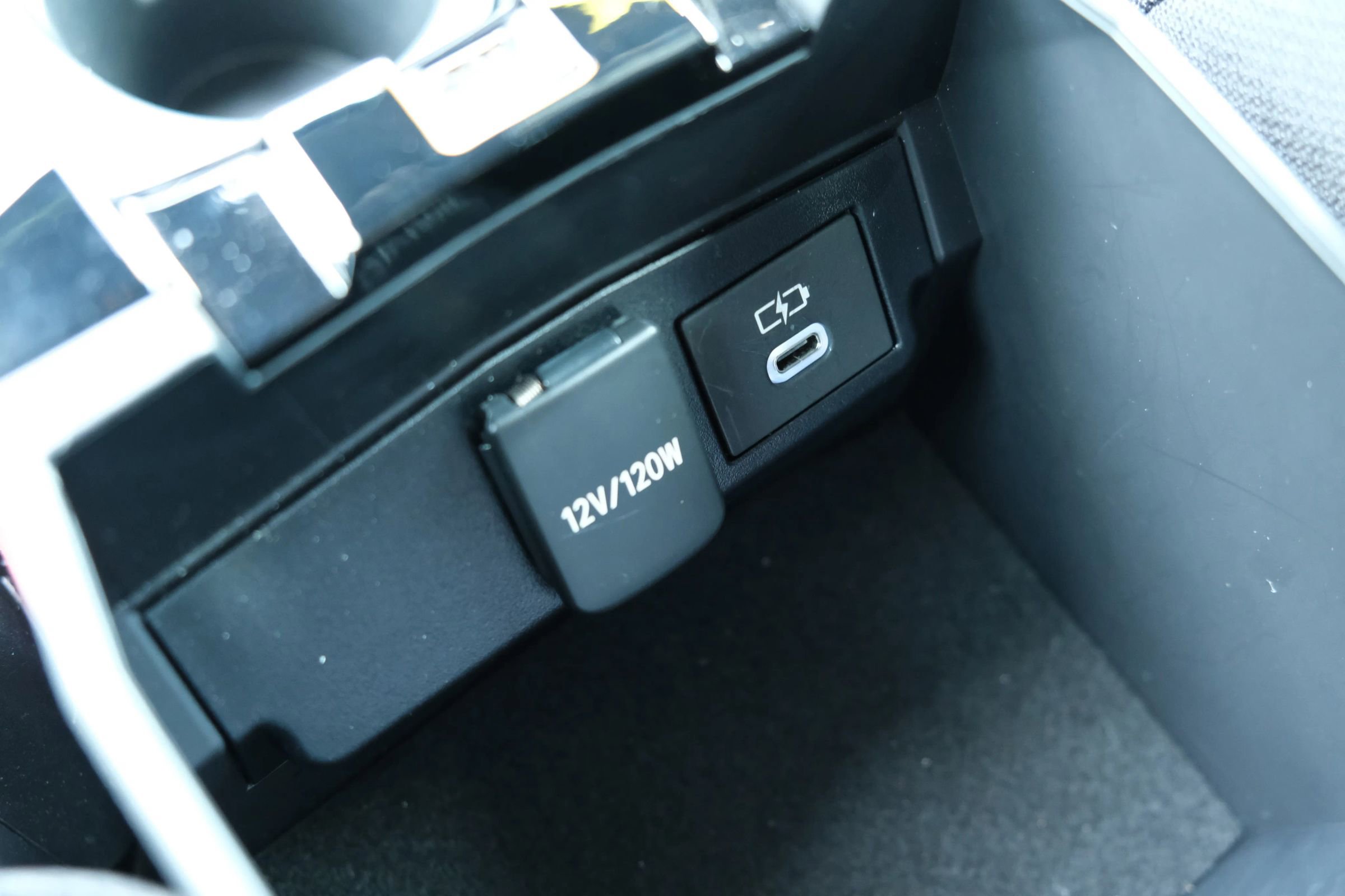 Used 2025 Toyota Corolla SE image 29