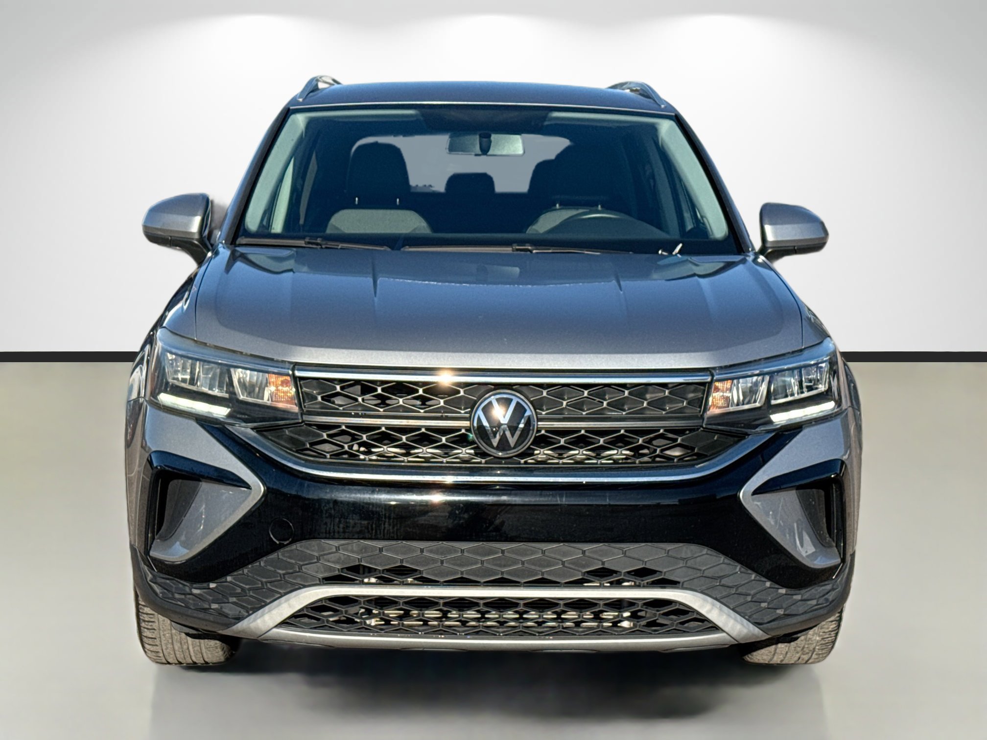 Used 2022 Volkswagen Taos SE image 8