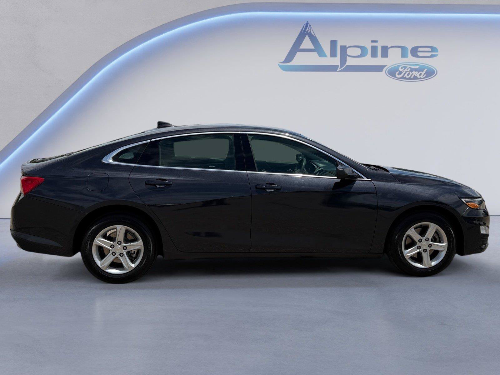 Used 2023 Chevrolet Malibu LT w/ Driver Confidence Package FWD image 8