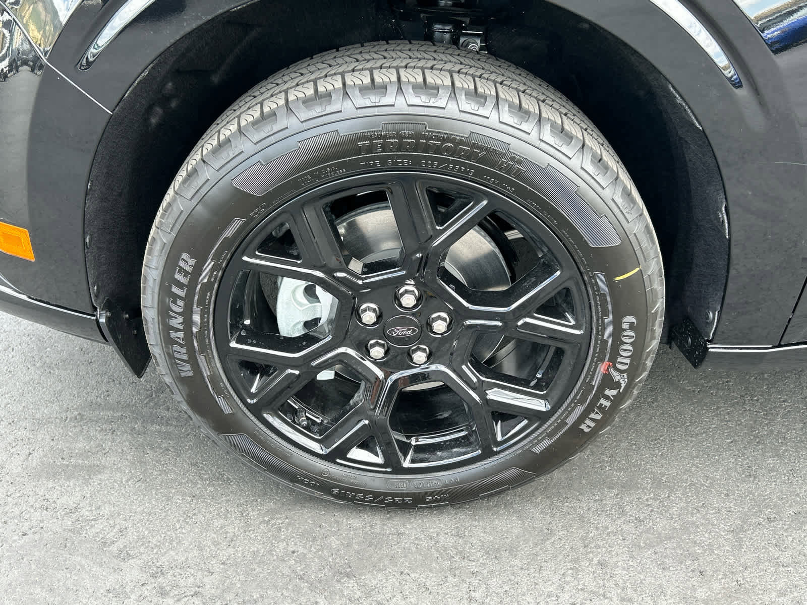 New 2025 Ford Maverick Lobo image 12