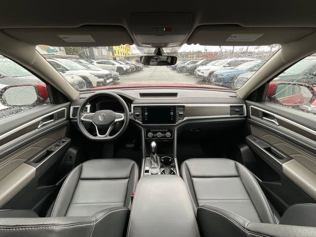 Used 2023 Volkswagen Atlas SE image 17