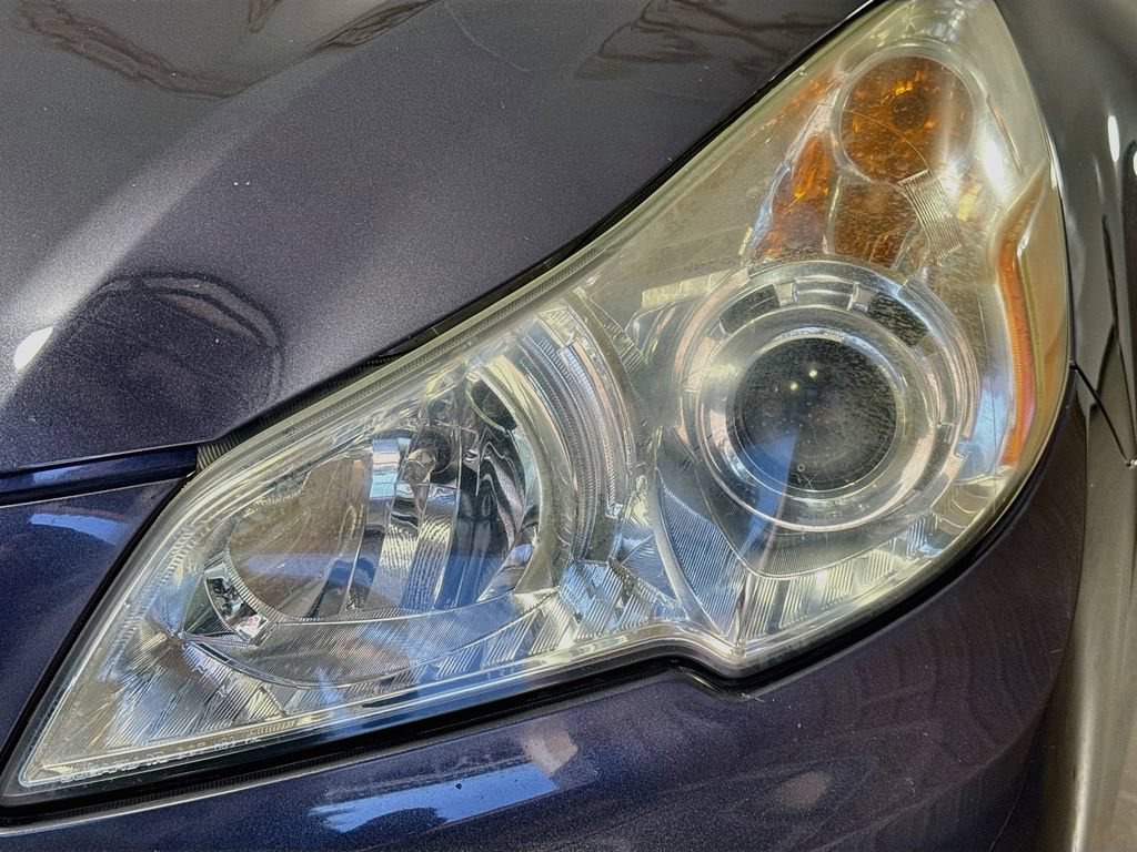Used 2011 Subaru Outback 3.6R Limited AWD/4WD image 36