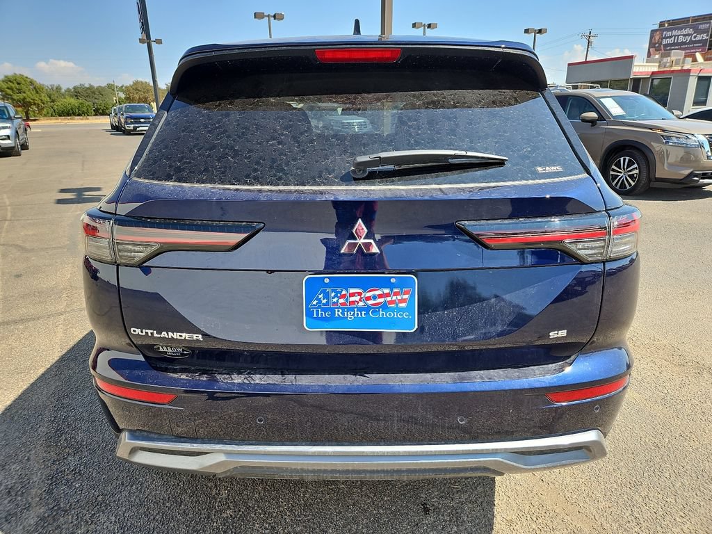 New 2026 Mitsubishi Outlander SE AWD/4WD image 11