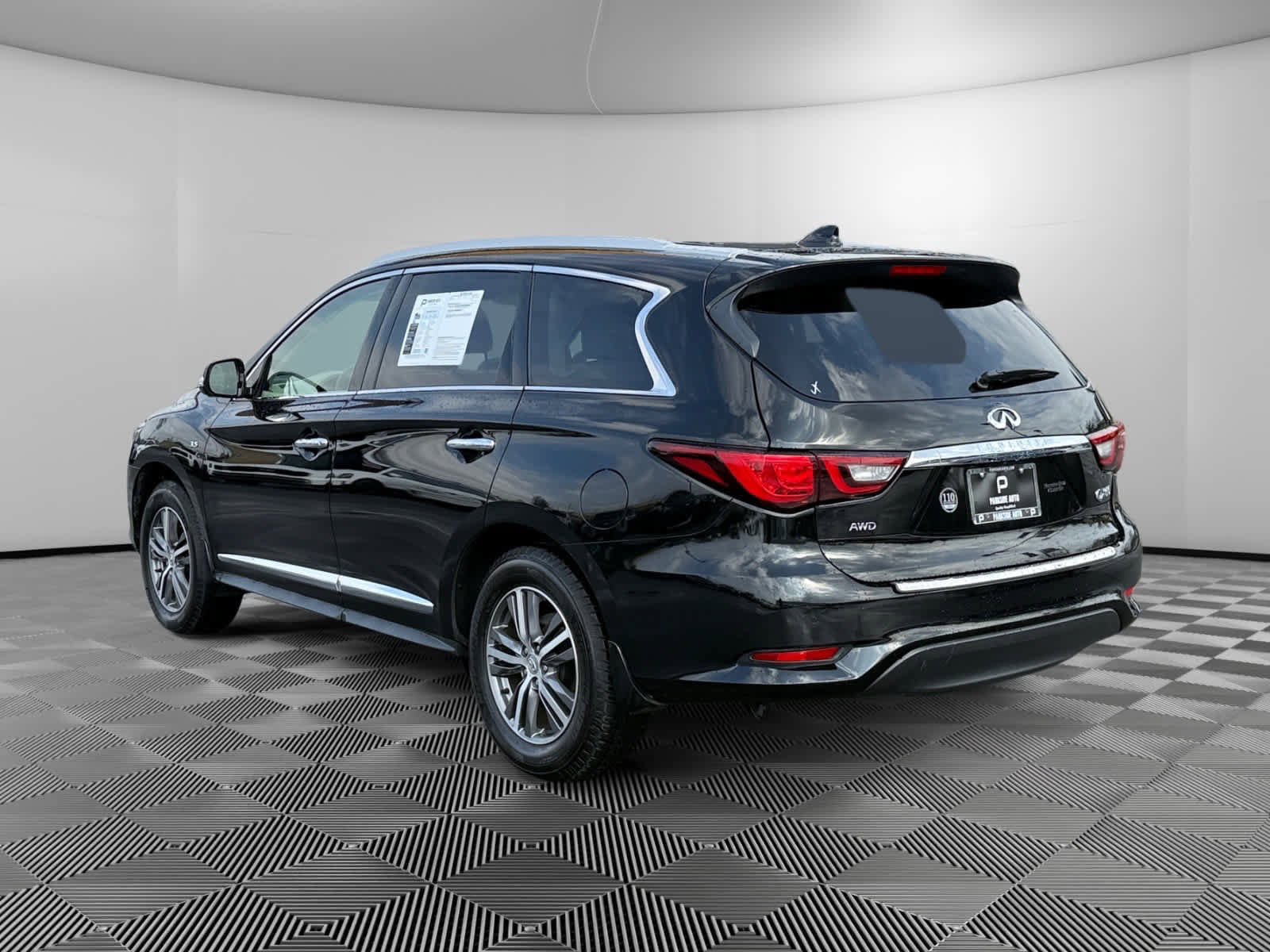 Used 2020 INFINITI QX60 Luxe w/ Essential Package image 3