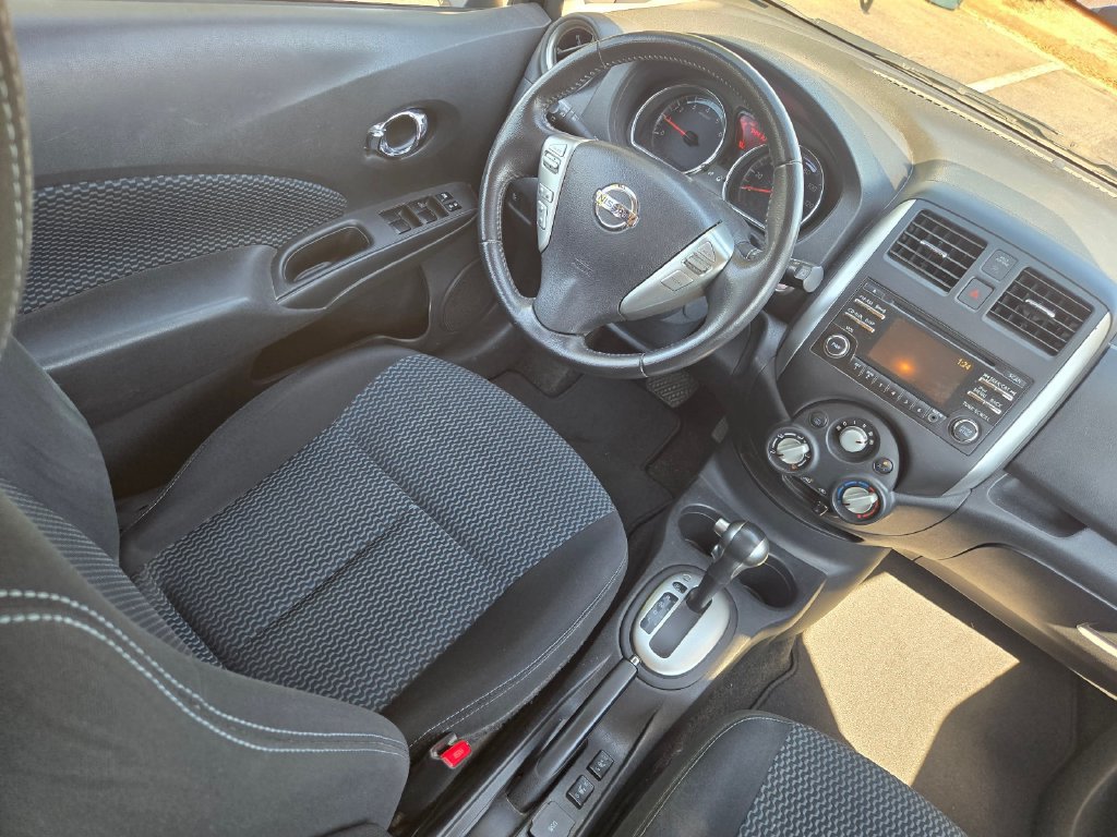 Used 2014 Nissan Versa Note SV w/ SL Package FWD image 15