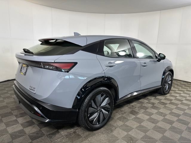 Used 2024 Nissan Ariya AWD image 3