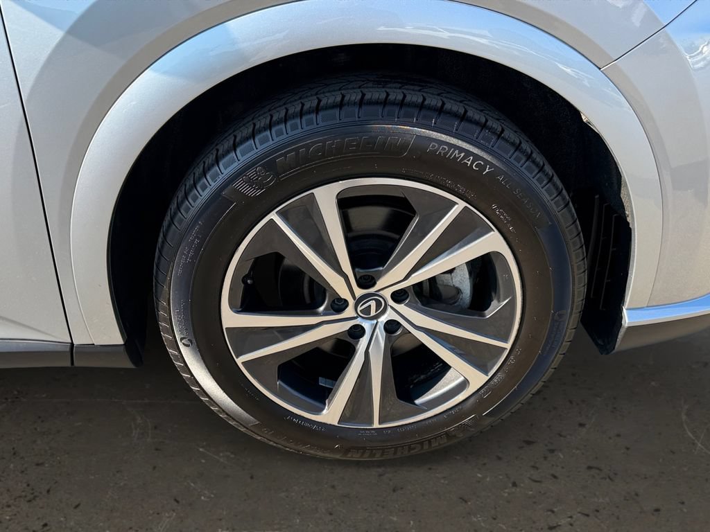 Used 2023 Lexus RX 350h w/ Accessory Package (2T) AWD/4WD image 27