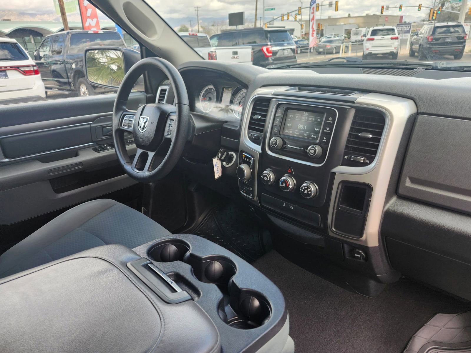 Used 2015 RAM 1500 Classic SLT image 26