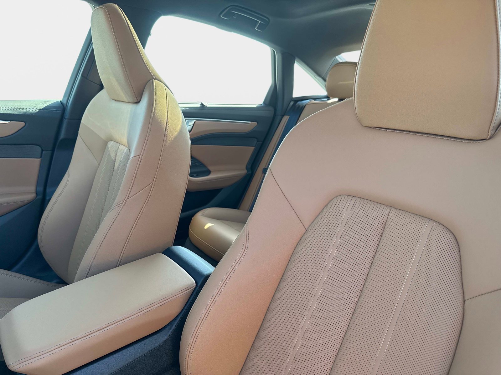 New 2026 Audi A6 Premium Plus AWD/4WD image 20