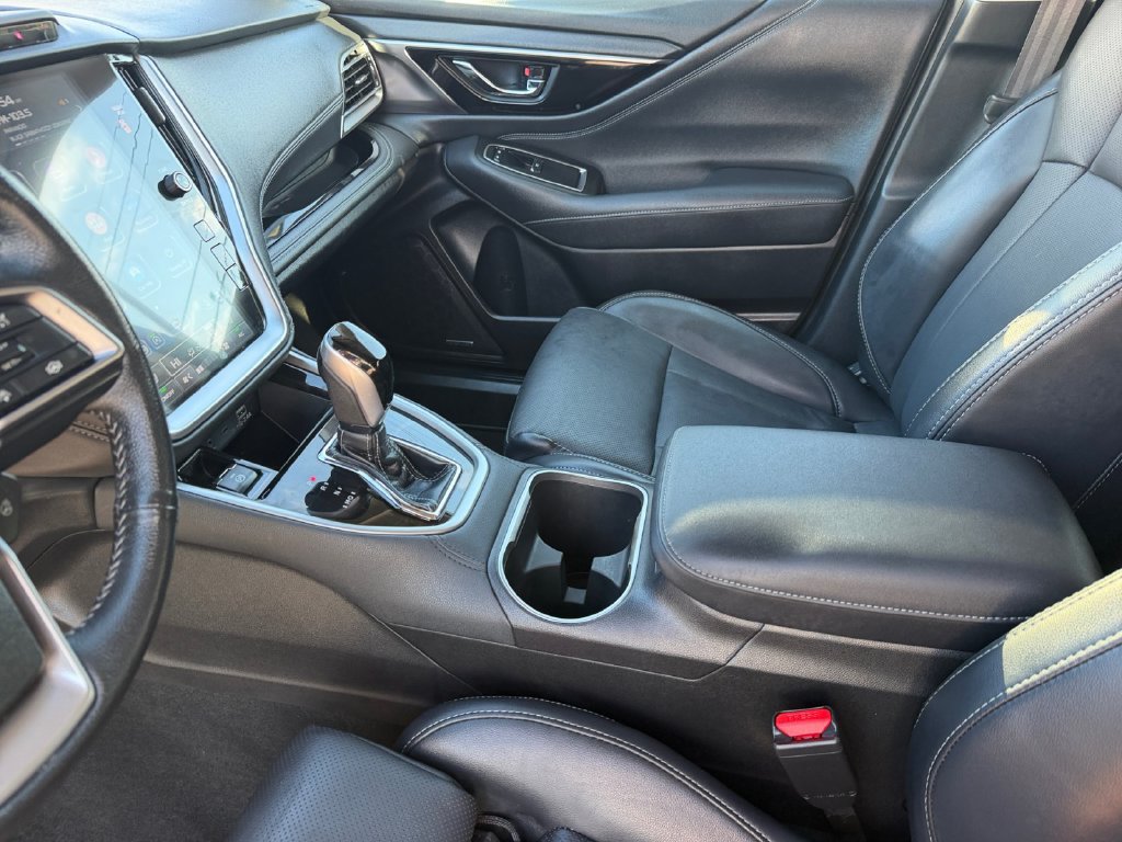 Certified 2023 Subaru Outback Limited AWD/4WD image 13