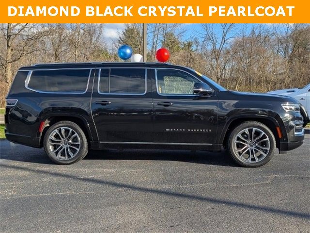 Used 2023 Jeep Grand Wagoneer L Series III w/ HD Trailer Tow Package image 3