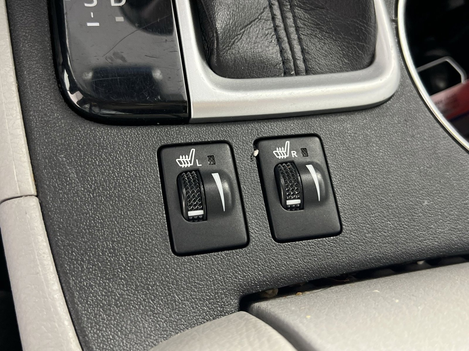 Used 2018 Toyota Highlander XLE image 30